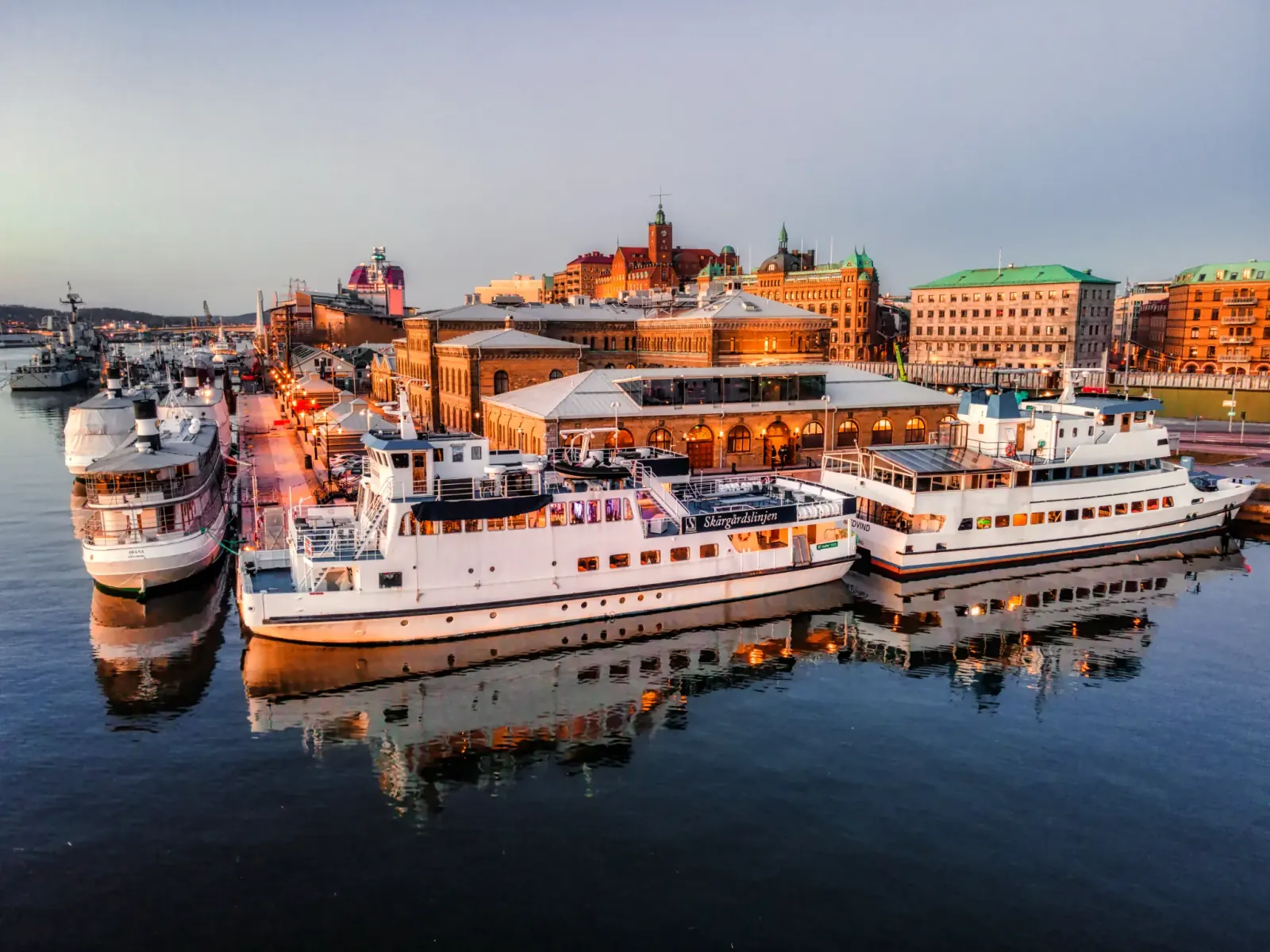 M/S Trubaduren och M/S Medvind i Göteborgs skärgård – Skärgårdslinjen